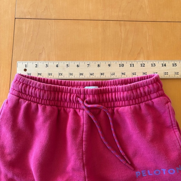 Peloton pink small joggers - Picture 10 of 14